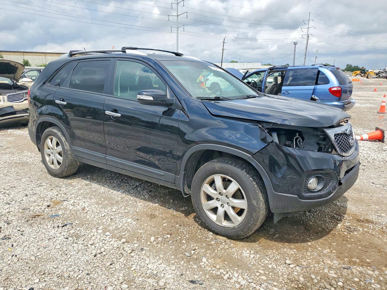 2013 Kia Sorento Lx Black vin: 5XYKT3A65DG417005
