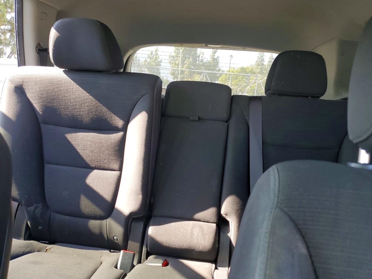 2014 Kia Sorento Lx White vin: 5XYKT3A65EG455836