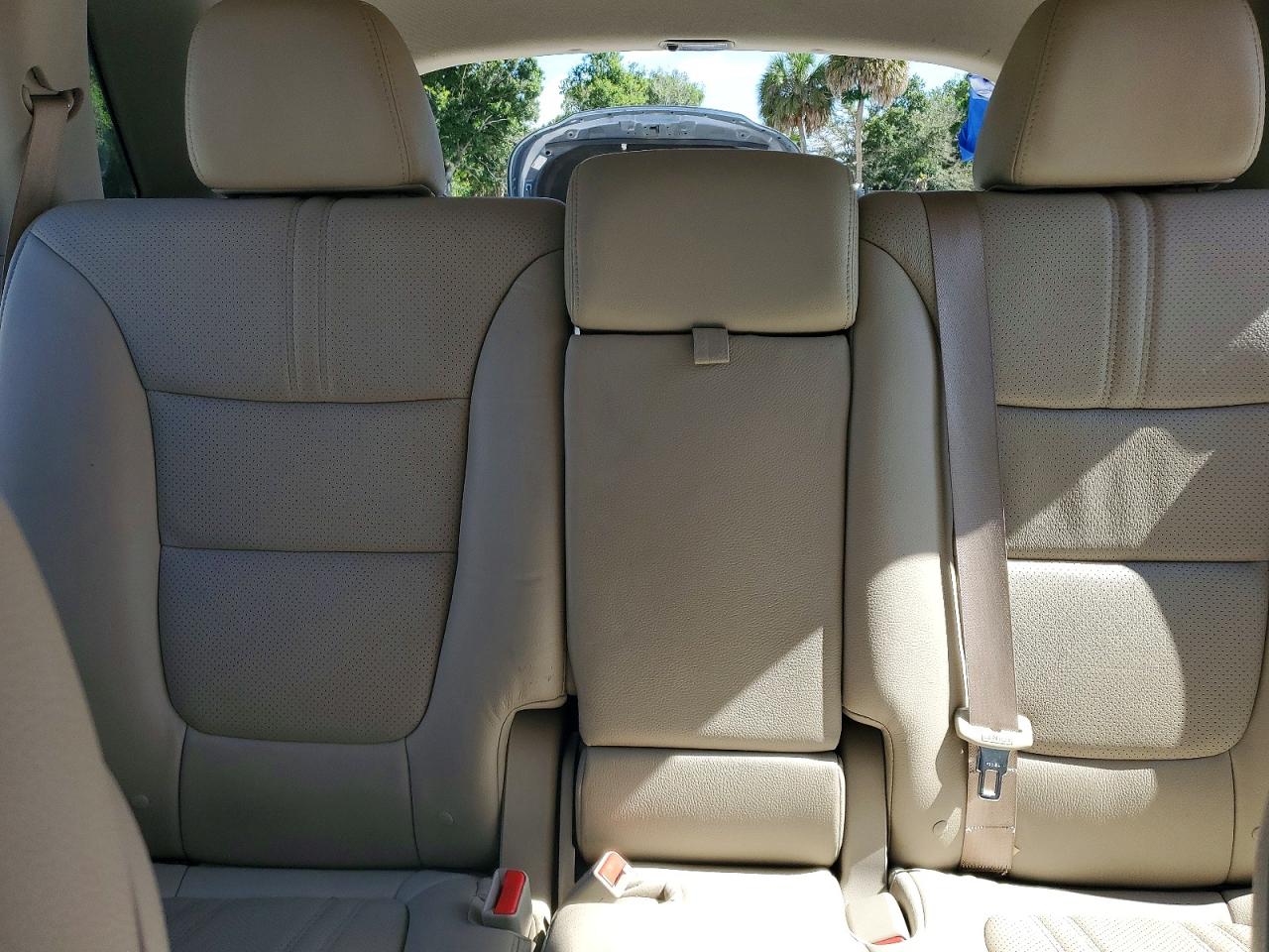 2014 Kia Sorento Lx White vin: 5XYKT3A65EG475293