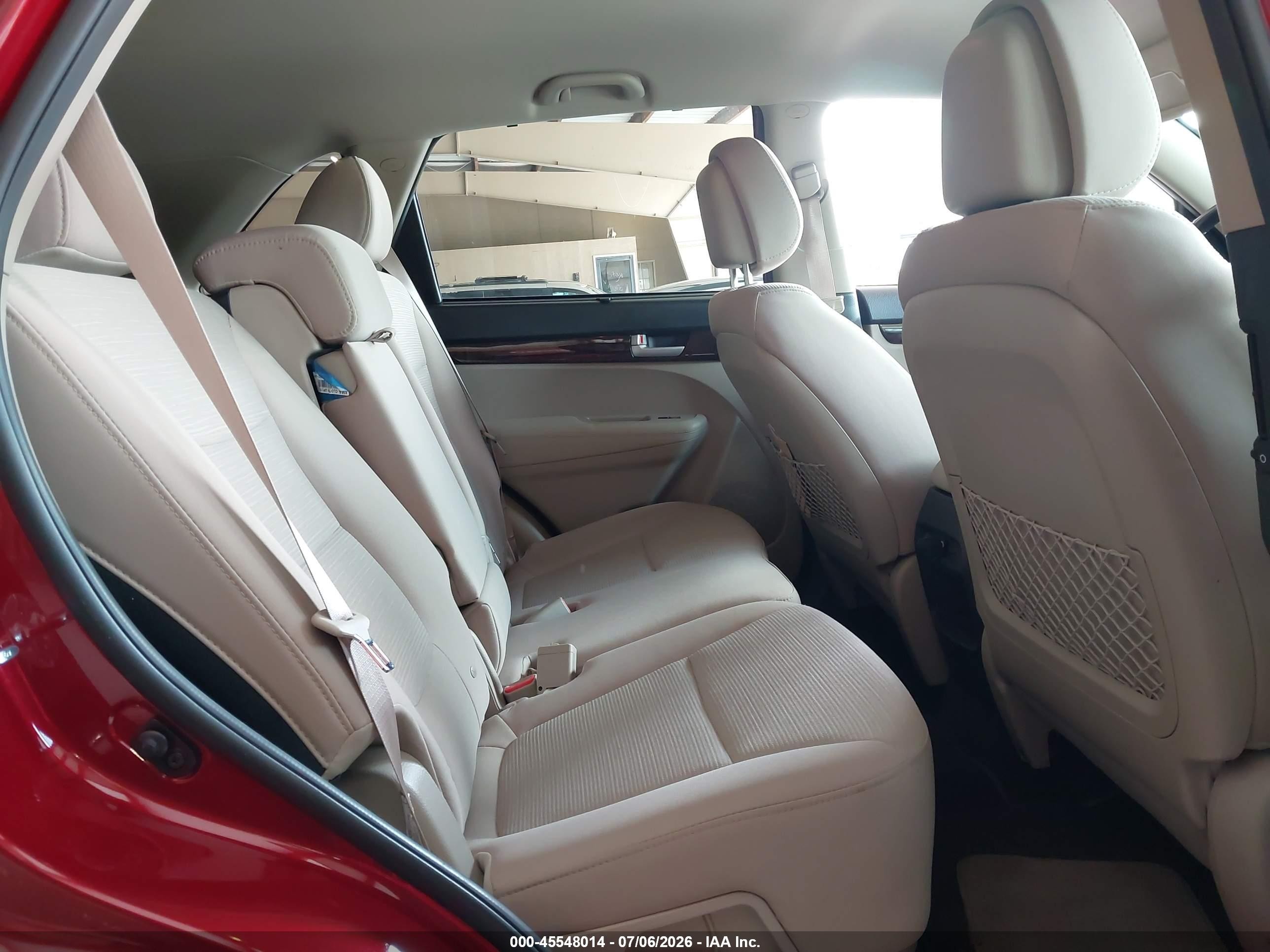 2015 Kia Sorento Lx Burgundy vin: 5XYKT3A65FG575377