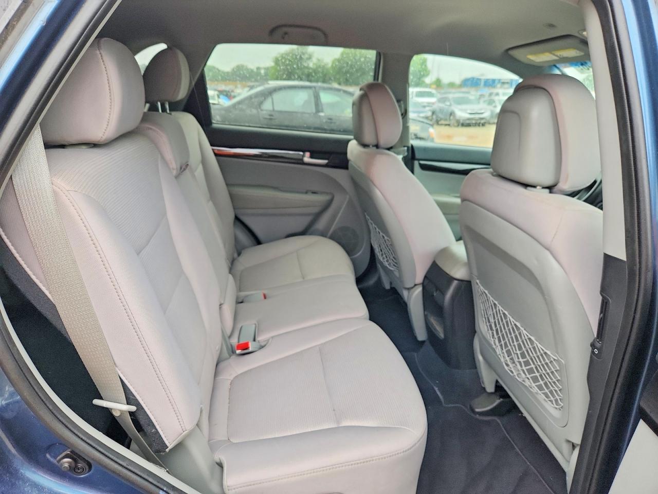 2015 Kia Sorento Lx Синий vin: 5XYKT3A65FG589487