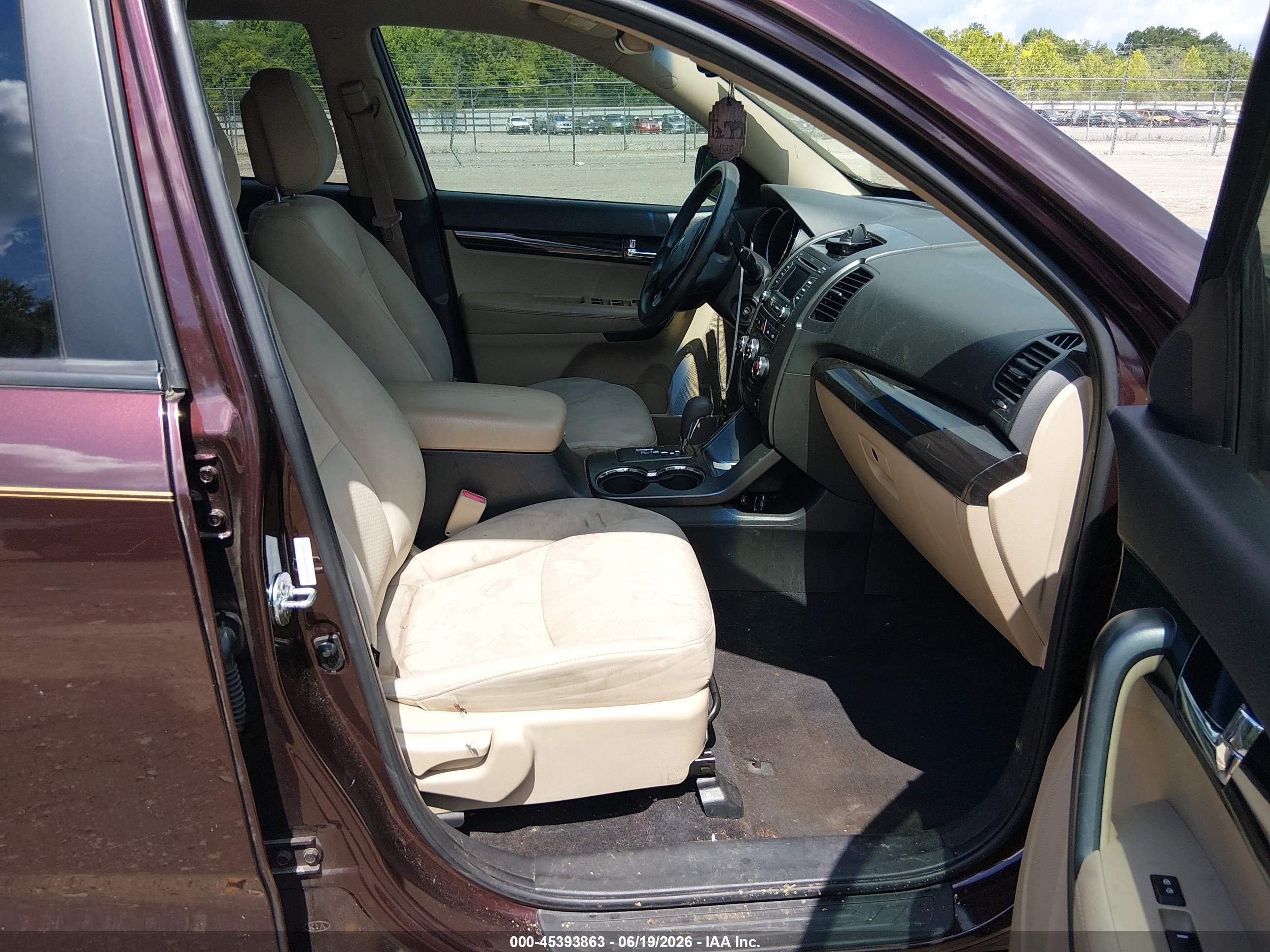 2013 Kia Sorento Lx Burgundy vin: 5XYKT3A66DG390476