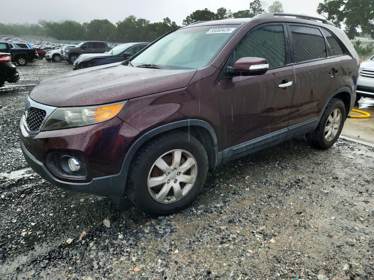 2013 Kia Sorento Lx Burgundy vin: 5XYKT3A66DG393877
