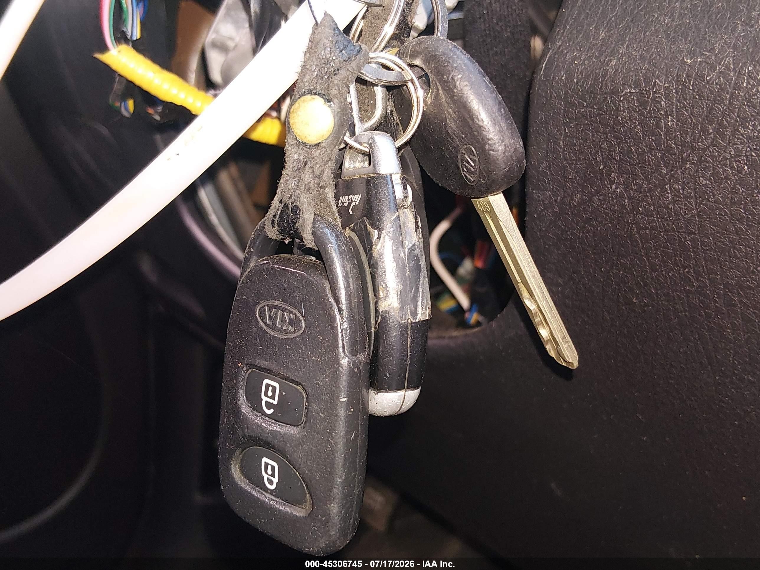 2013 Kia Sorento Lx Silver vin: 5XYKT3A66DG420432