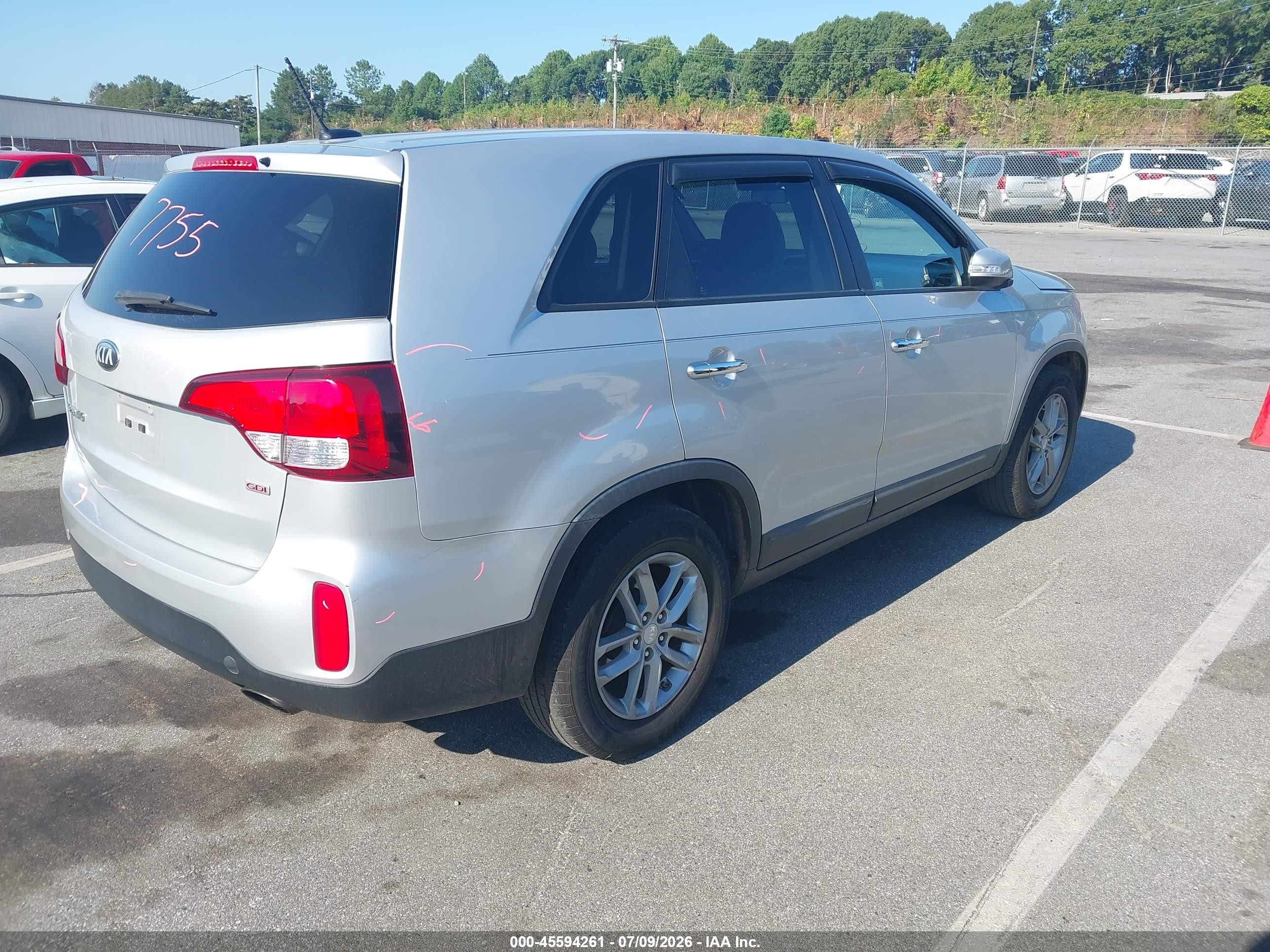 2014 Kia Sorento Lx Silver vin: 5XYKT3A66EG457823
