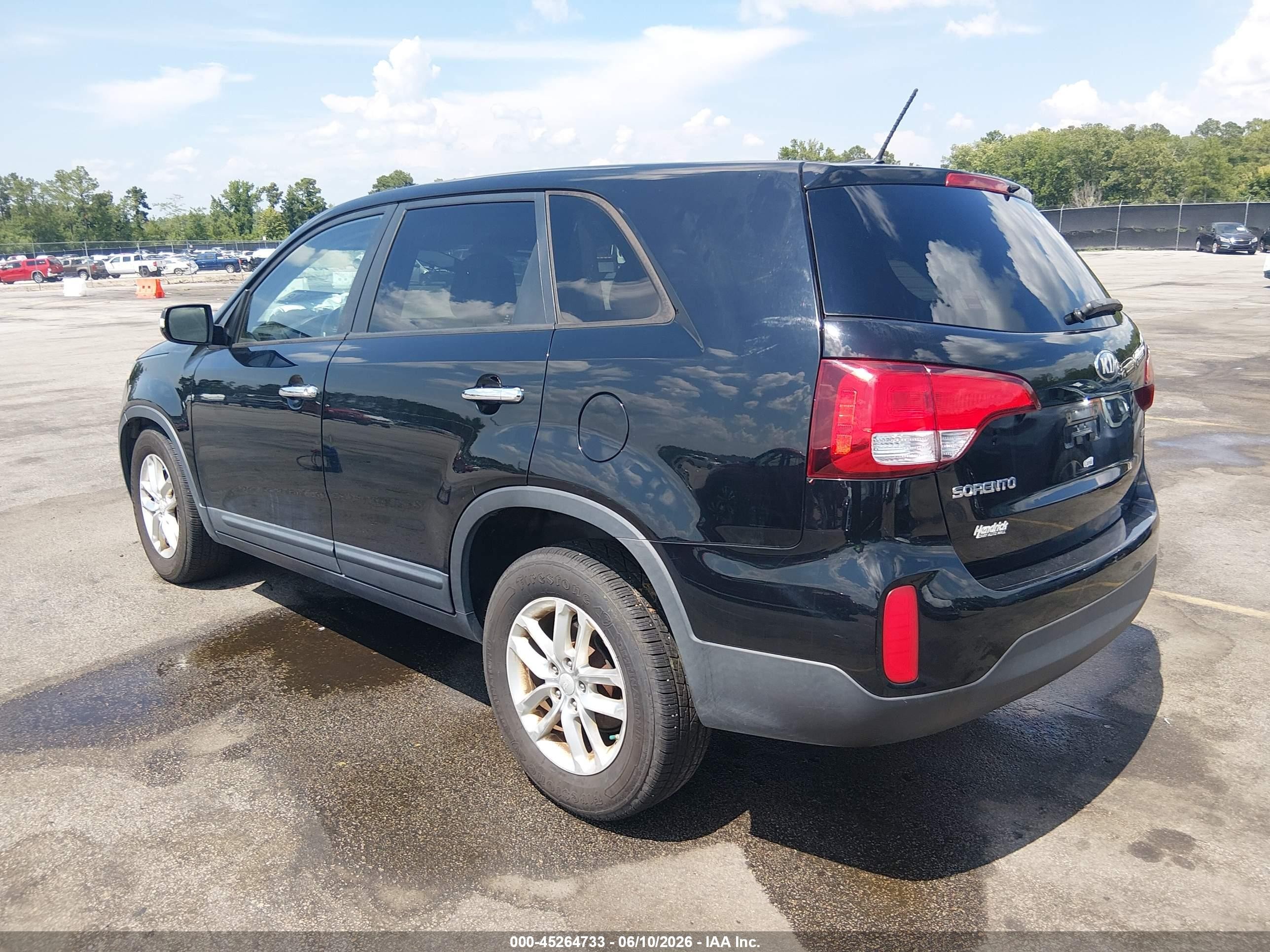 2014 Kia Sorento Lx Черный vin: 5XYKT3A66EG469700