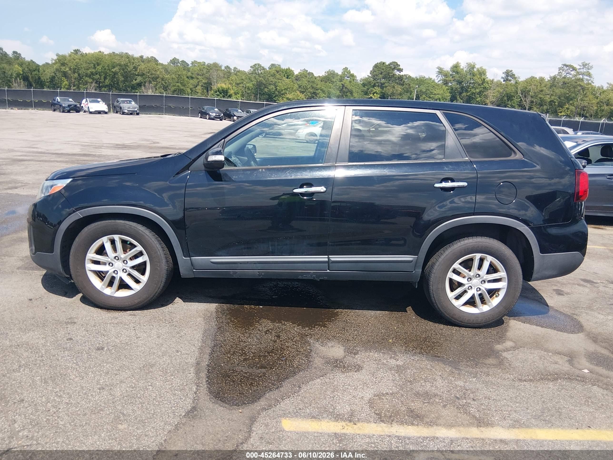 2014 Kia Sorento Lx Черный vin: 5XYKT3A66EG469700