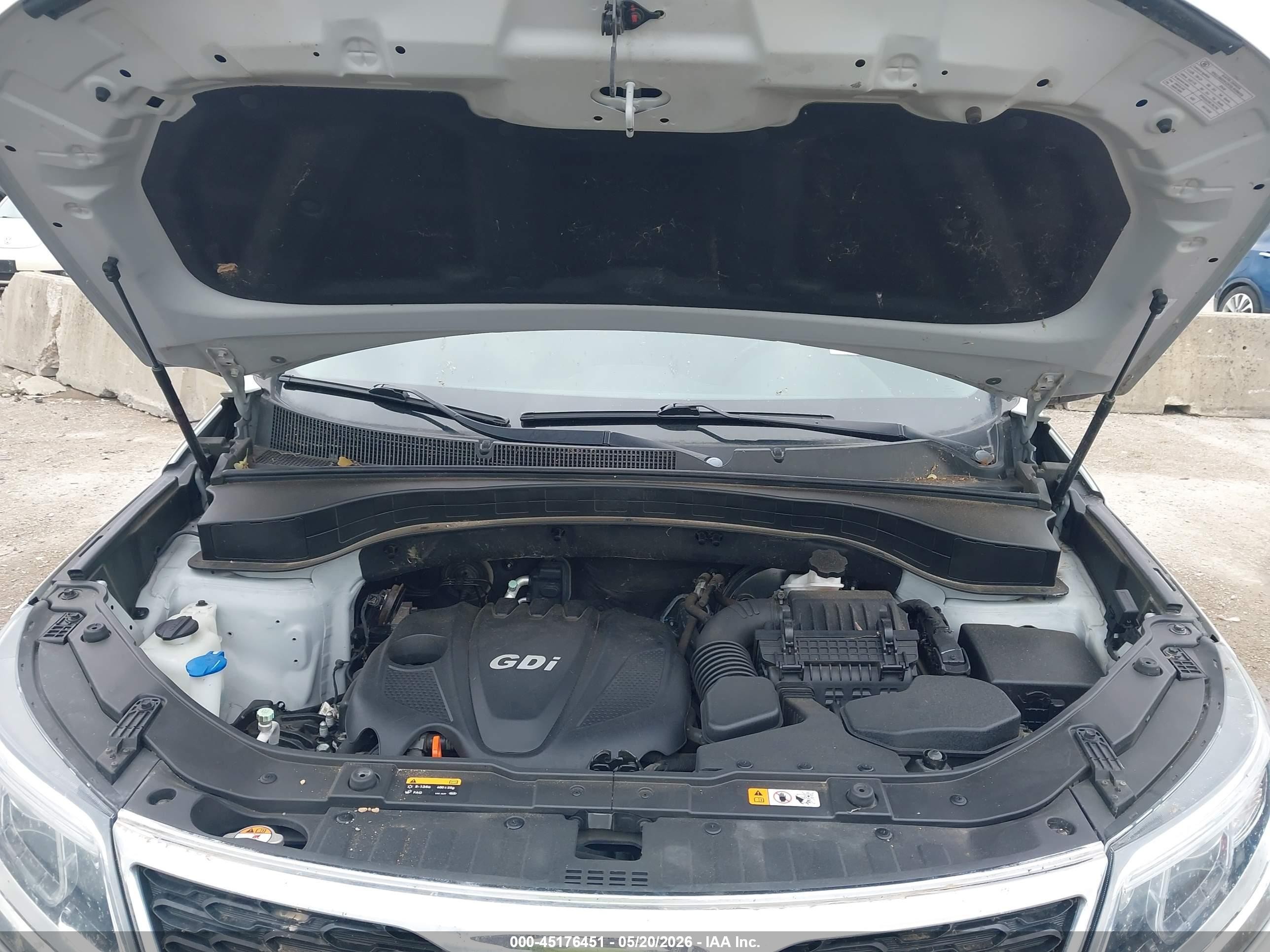 2014 Kia Sorento Lx Серебряный vin: 5XYKT3A66EG479014