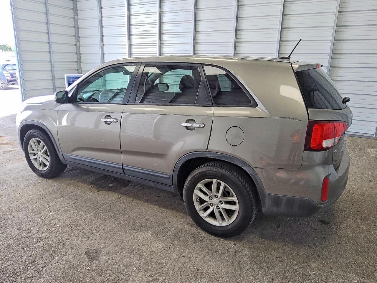 2014 Kia Sorento Lx Silver vin: 5XYKT3A66EG507376