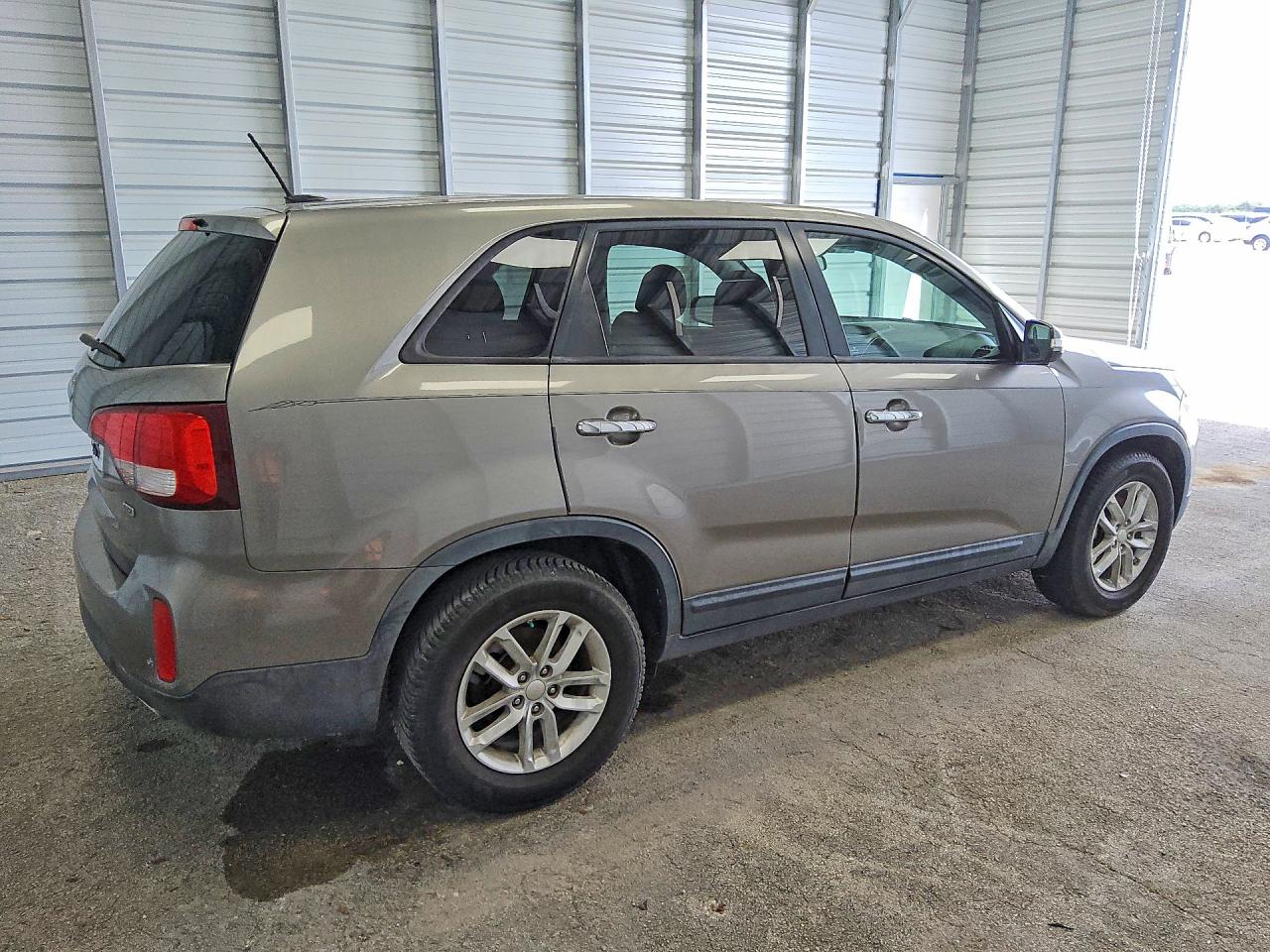 2014 Kia Sorento Lx Silver vin: 5XYKT3A66EG507376