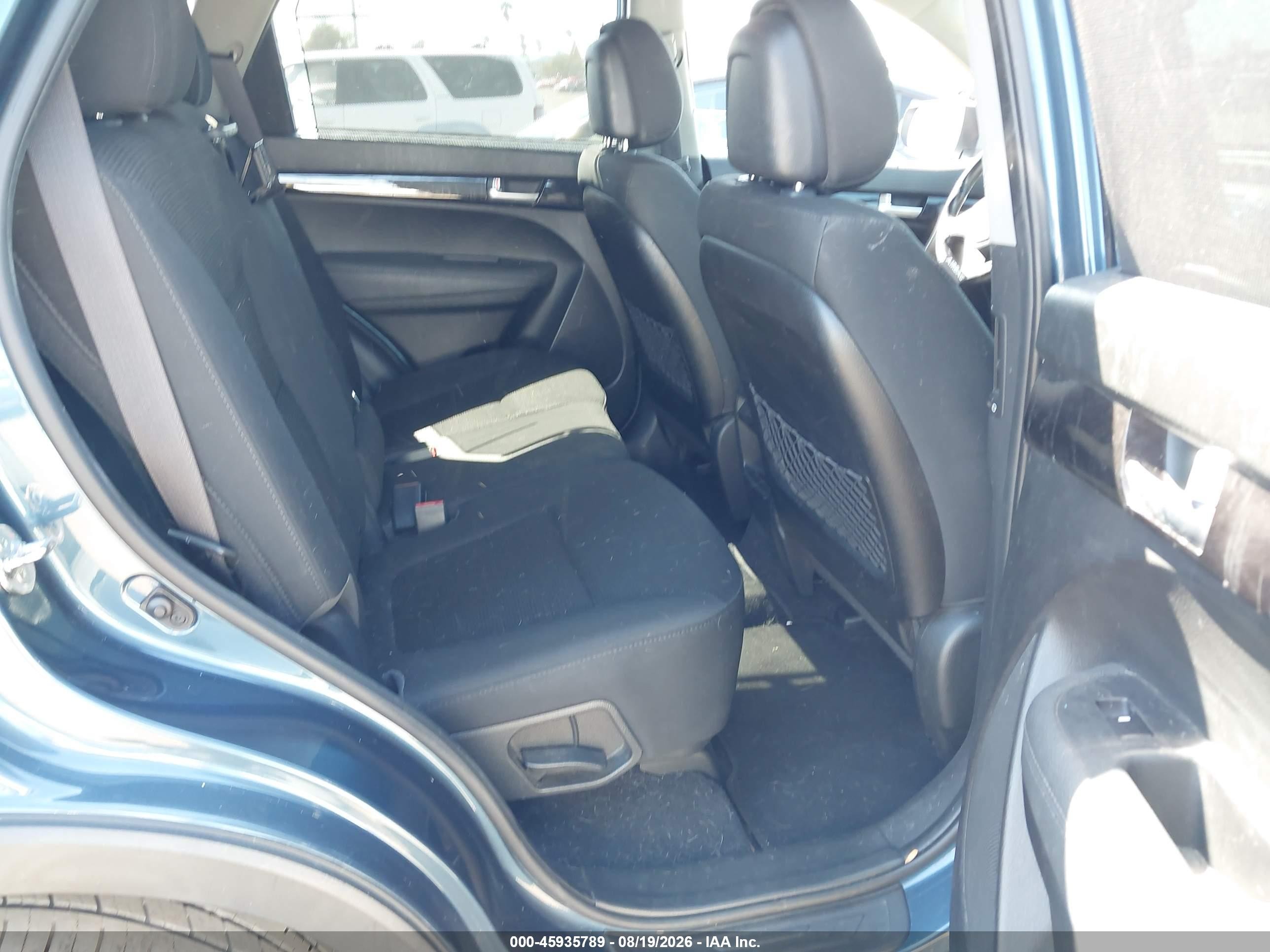 2014 Kia Sorento Lx Blue vin: 5XYKT3A66EG515705