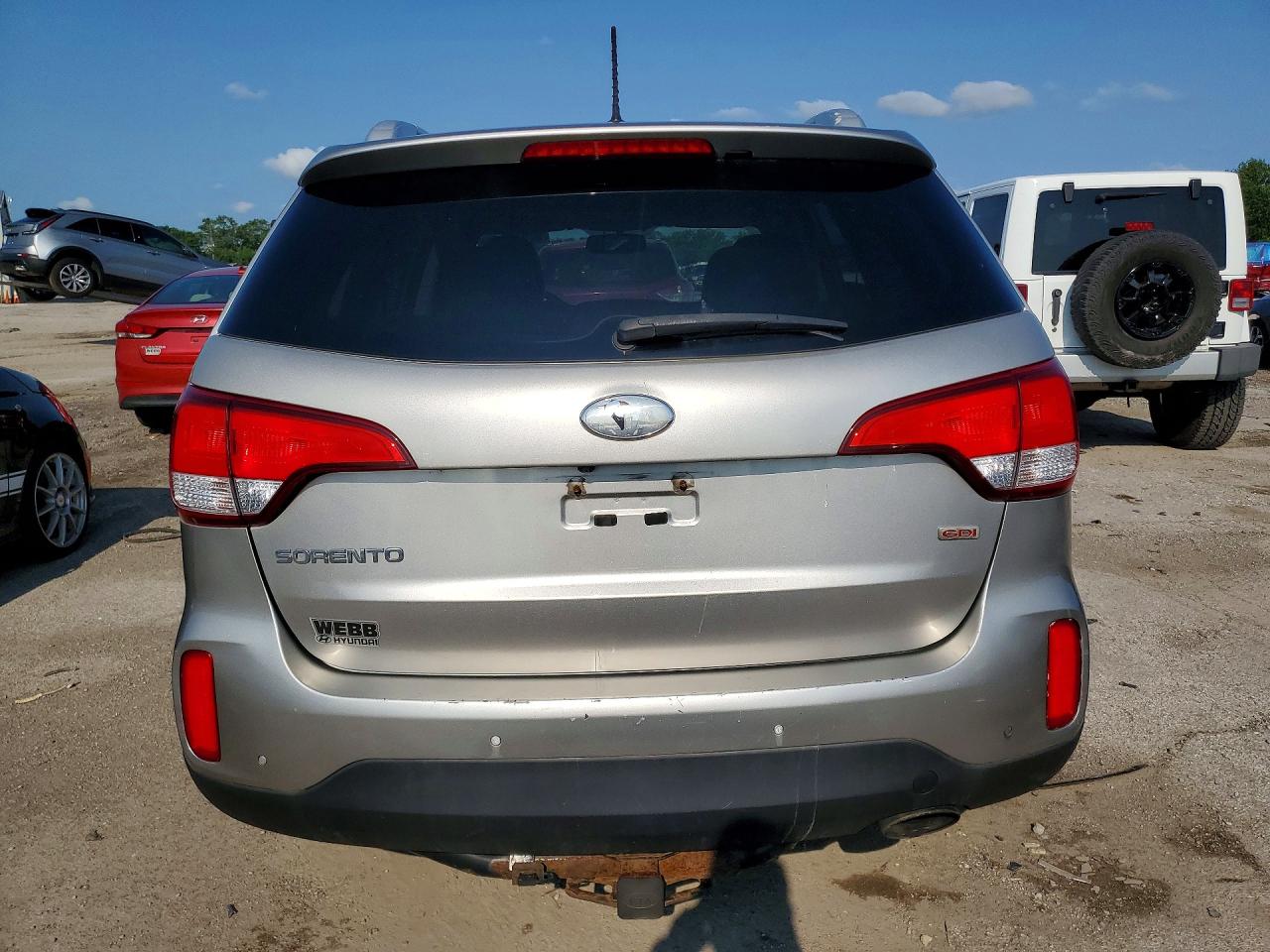 2014 Kia Sorento Lx Silver vin: 5XYKT3A66EG537851