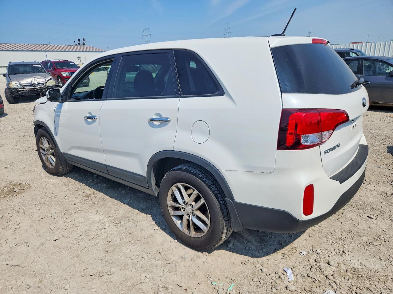 2015 Kia Sorento Lx White vin: 5XYKT3A66FG568910