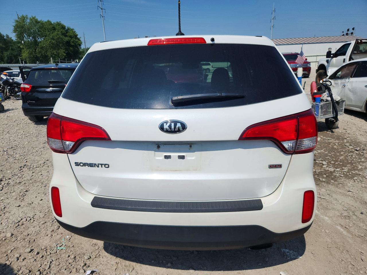 2015 Kia Sorento Lx White vin: 5XYKT3A66FG568910