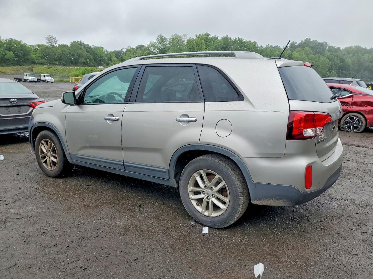 2015 Kia Sorento Lx Silver vin: 5XYKT3A66FG628152