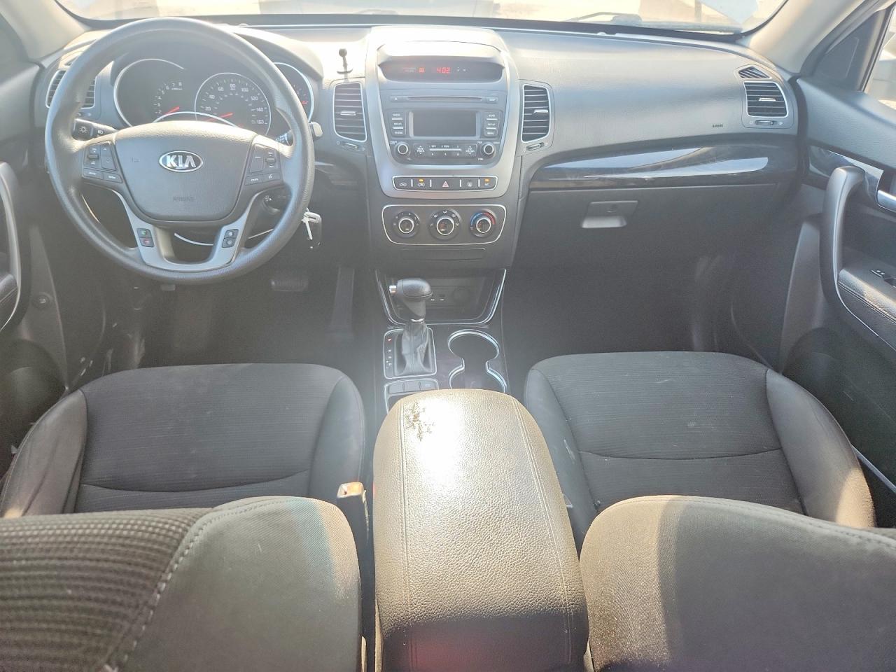 2015 Kia Sorento Lx White vin: 5XYKT3A66FG653424