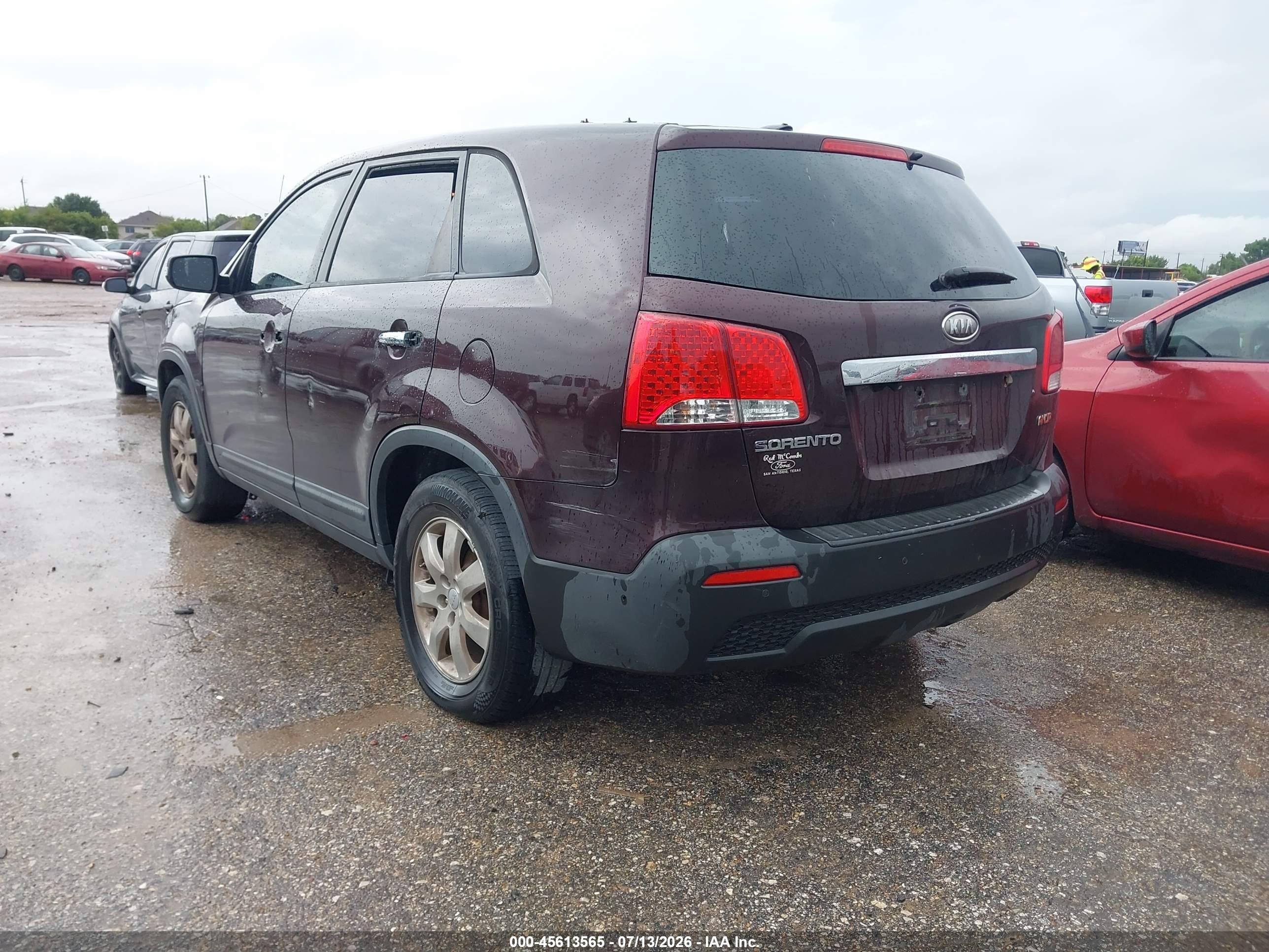 2012 Kia Sorento Lx Темно-бордовый vin: 5XYKT3A67CG222098