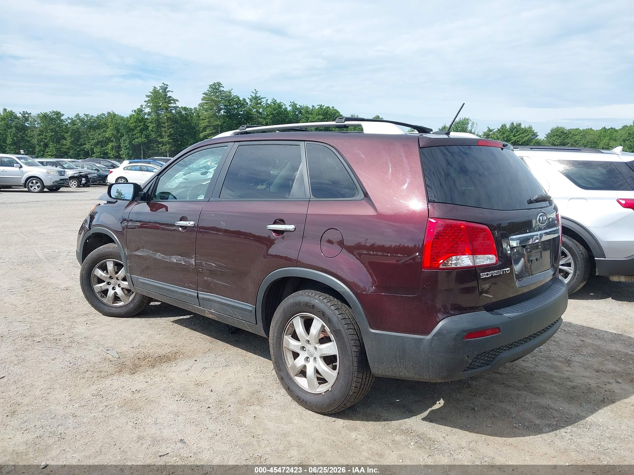 2012 Kia Sorento Lx Burgundy vin: 5XYKT3A67CG246384