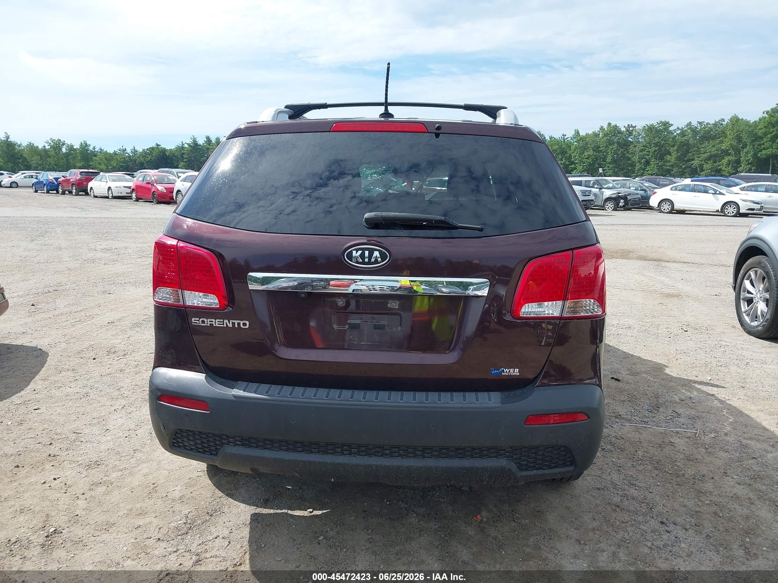 2012 Kia Sorento Lx Burgundy vin: 5XYKT3A67CG246384