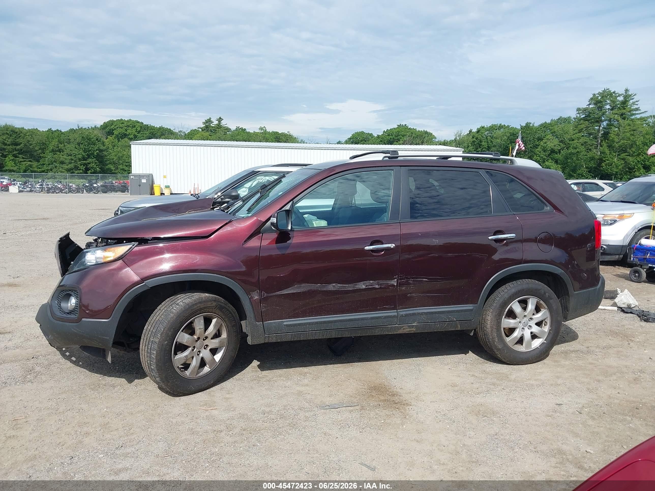 2012 Kia Sorento Lx Burgundy vin: 5XYKT3A67CG246384