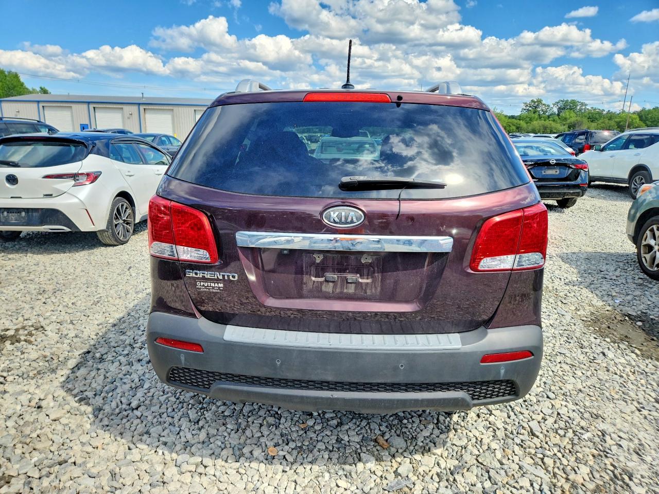 2012 Kia Sorento Lx Maroon vin: 5XYKT3A67CG260060