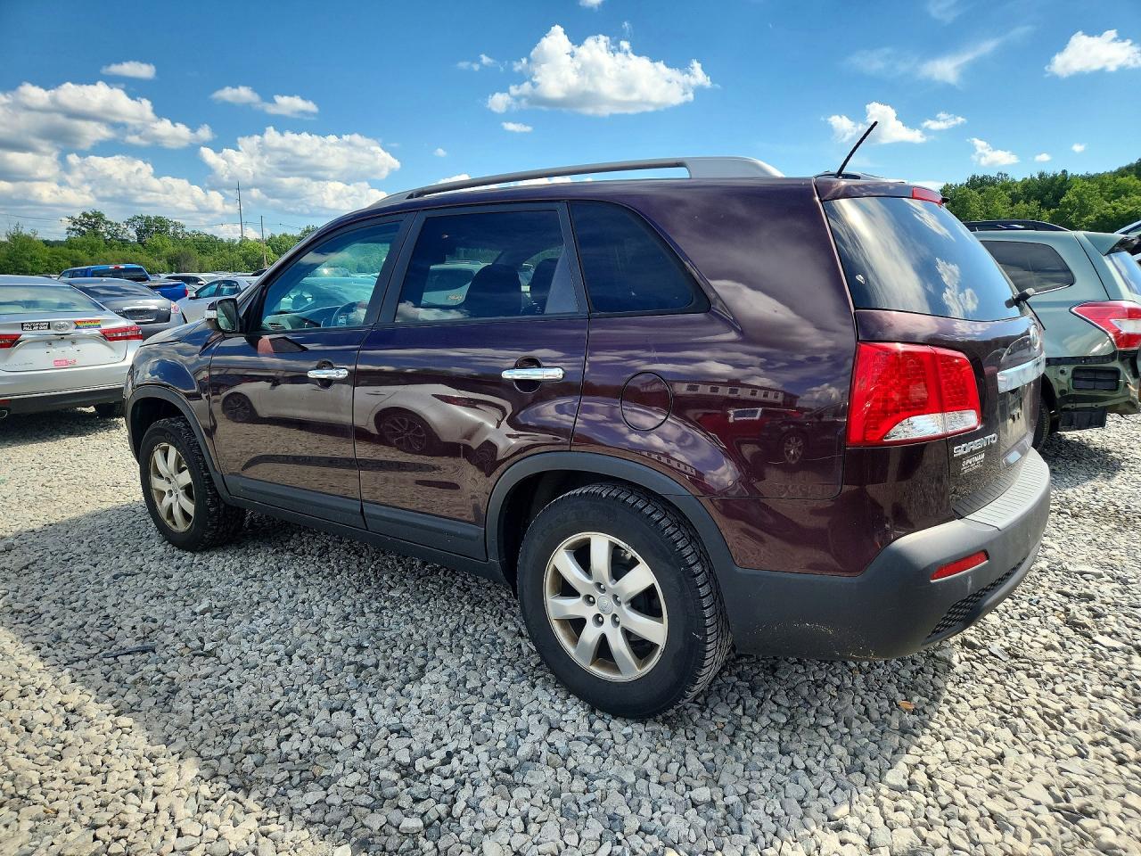 2012 Kia Sorento Lx Maroon vin: 5XYKT3A67CG260060