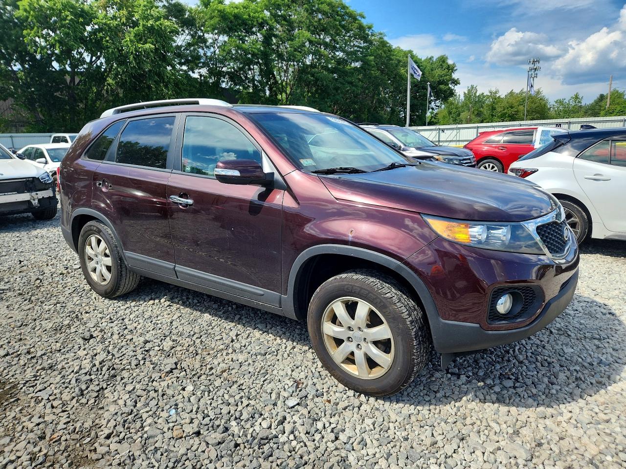2012 Kia Sorento Lx Maroon vin: 5XYKT3A67CG260060