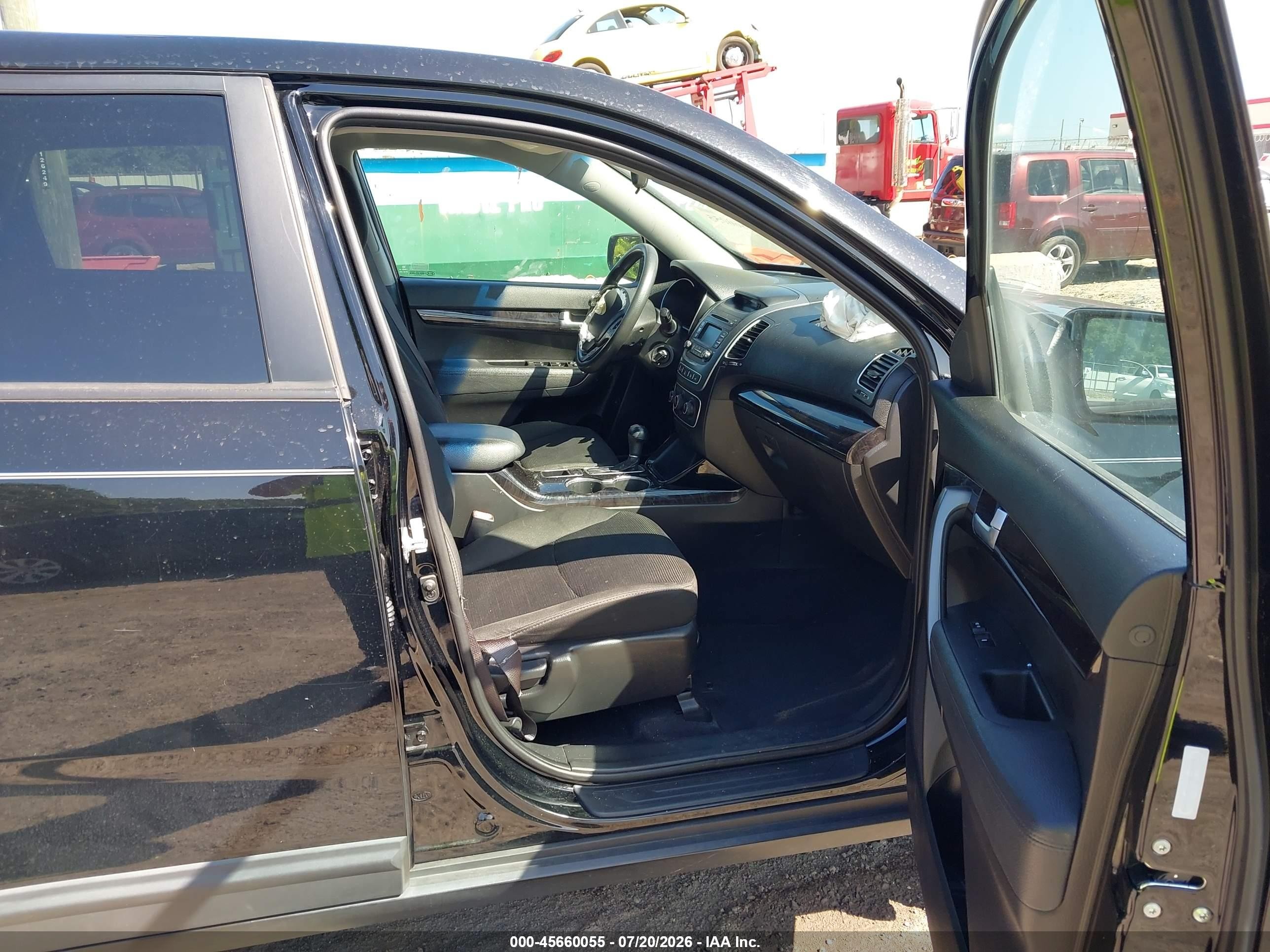 2014 Kia Sorento Lx Черный vin: 5XYKT3A67EG475408