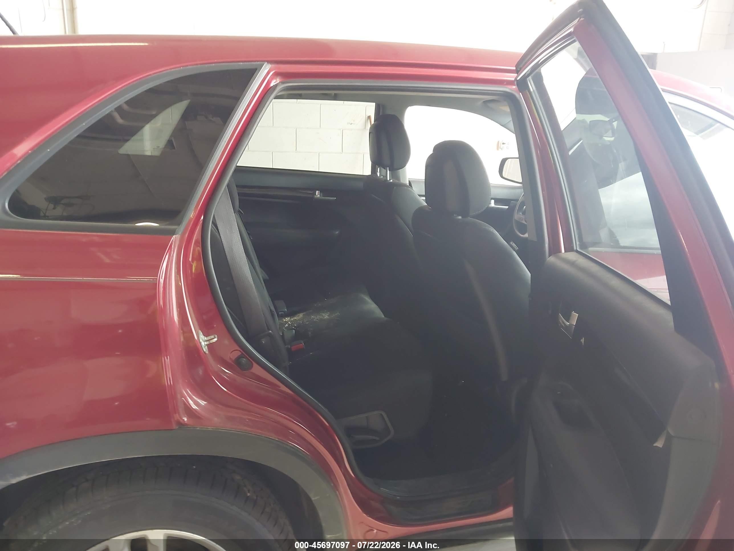 2014 Kia Sorento Lx Red vin: 5XYKT3A67EG516829