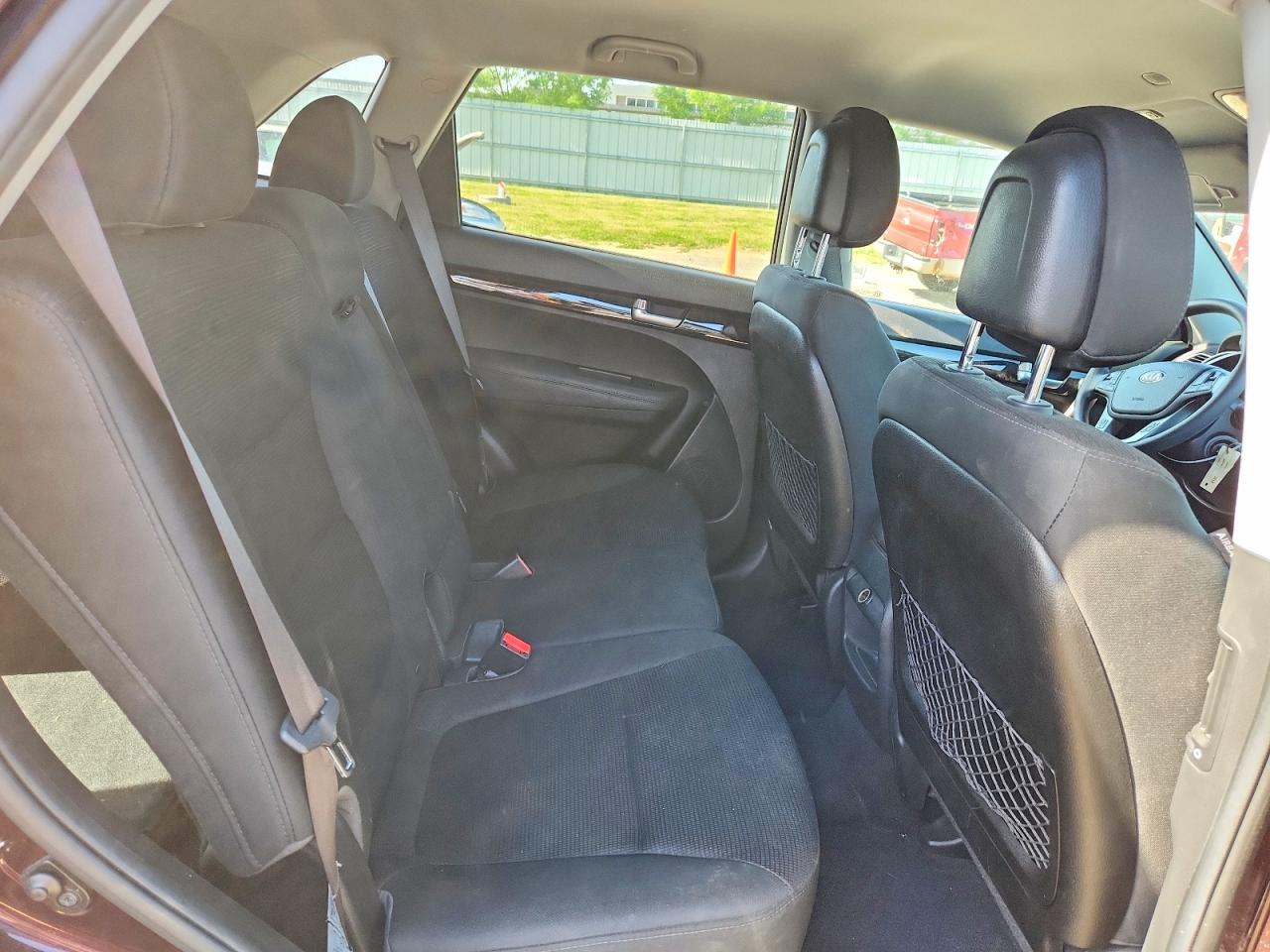 2014 Kia Sorento Lx Burgundy vin: 5XYKT3A67EG533758