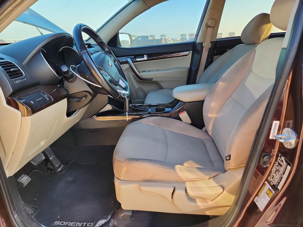 2015 Kia Sorento Burgundy vin: 5XYKT3A67FG580063