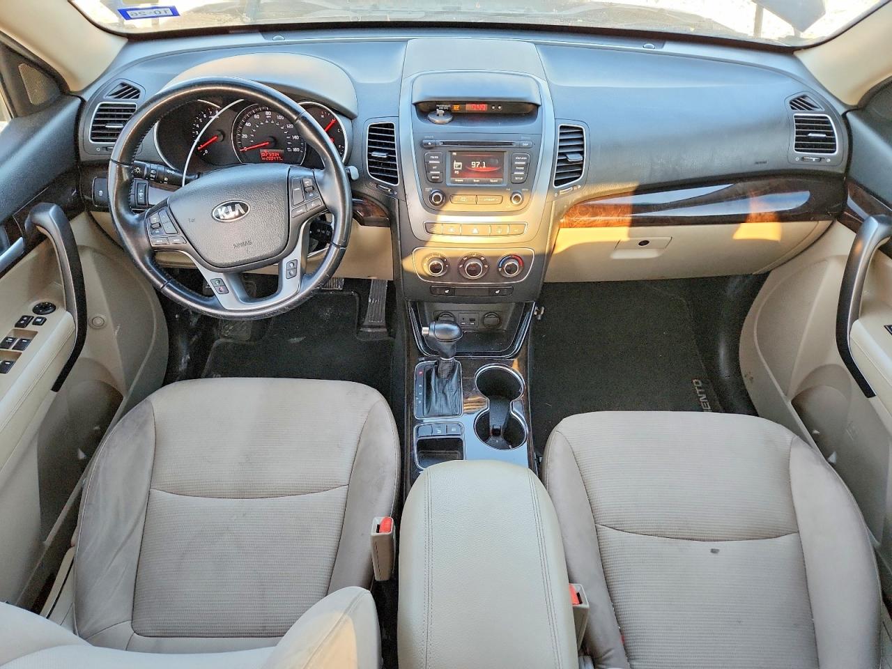 2015 Kia Sorento Burgundy vin: 5XYKT3A67FG580063