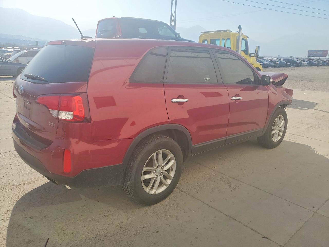 2015 Kia Sorento Lx Red vin: 5XYKT3A67FG595291