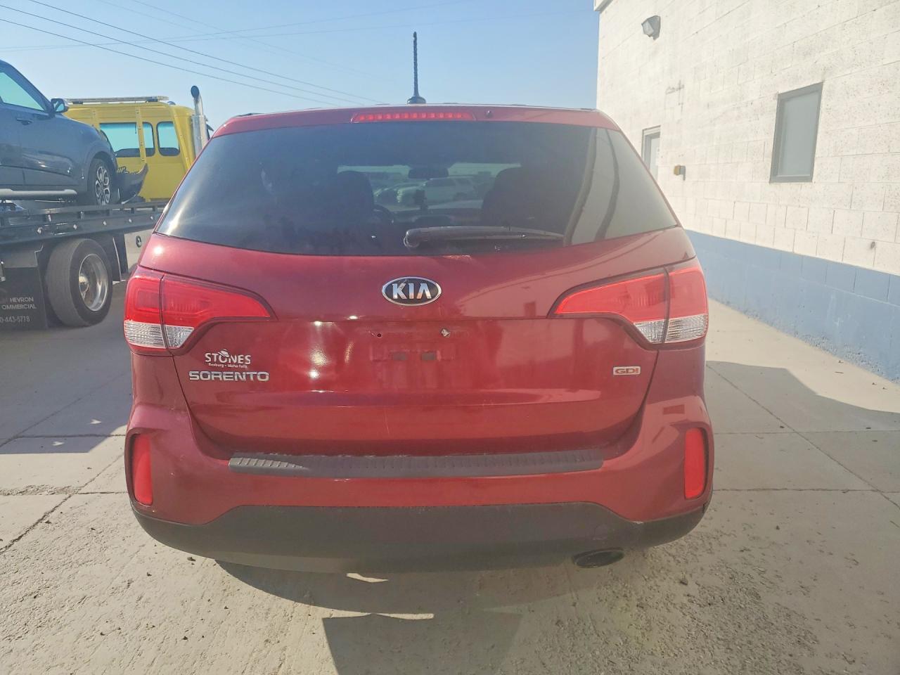 2015 Kia Sorento Lx Red vin: 5XYKT3A67FG595291