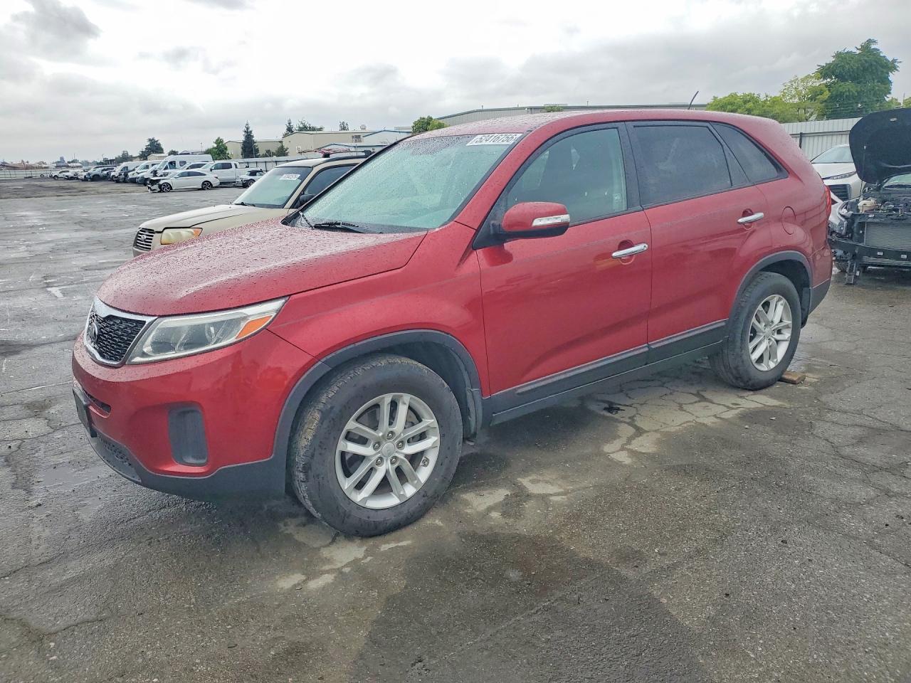 2015 Kia Sorento Lx Red vin: 5XYKT3A67FG596196