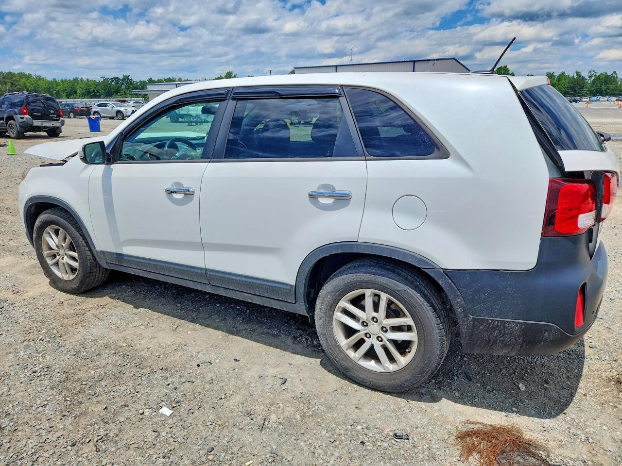 2015 Kia Sorento Lx White vin: 5XYKT3A67FG619119