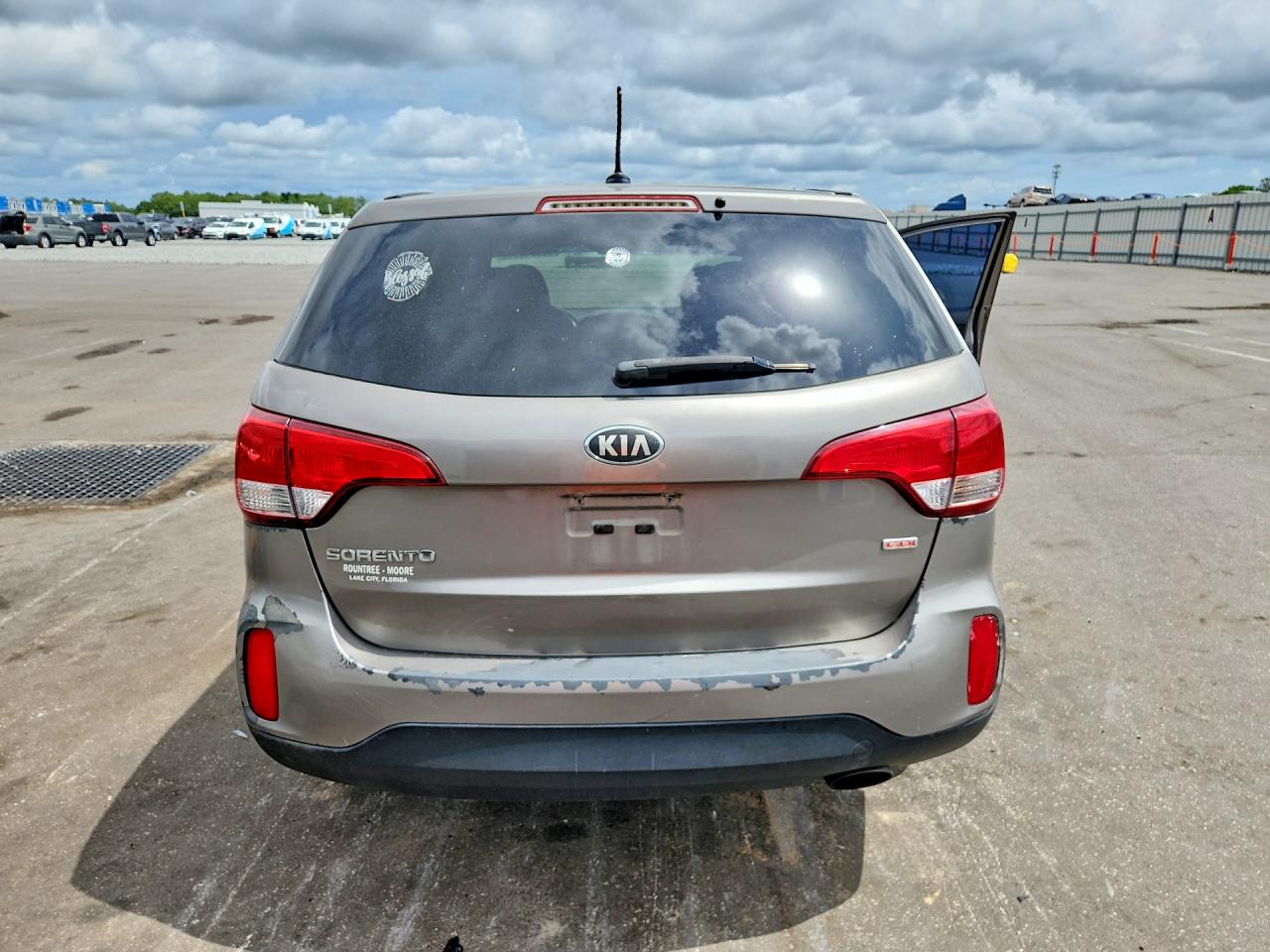 2015 Kia Sorento Lx Gray vin: 5XYKT3A67FG657952