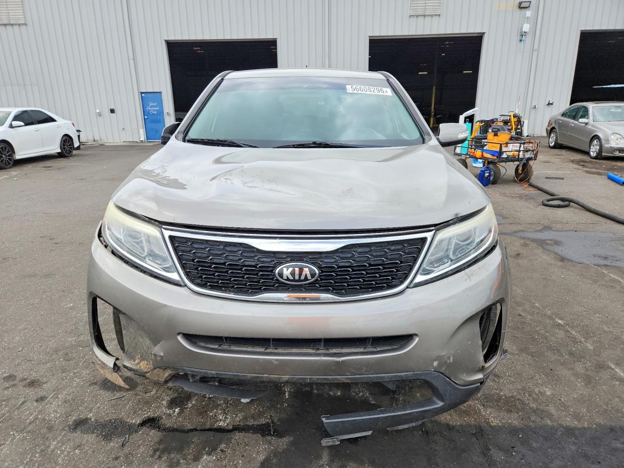 2015 Kia Sorento Lx Gray vin: 5XYKT3A67FG657952