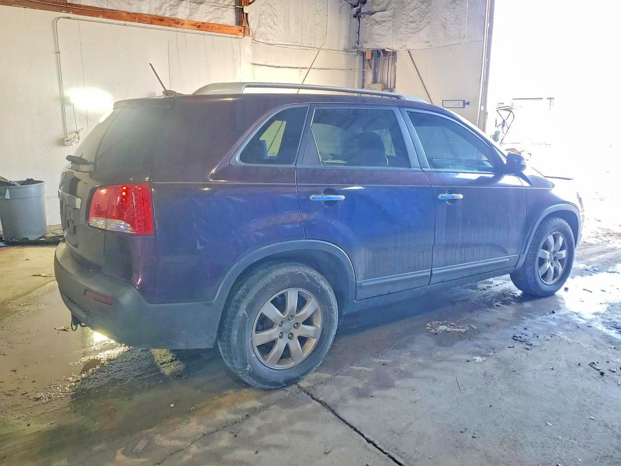 2012 Kia Sorento Lx Burgundy vin: 5XYKT3A68CG223485