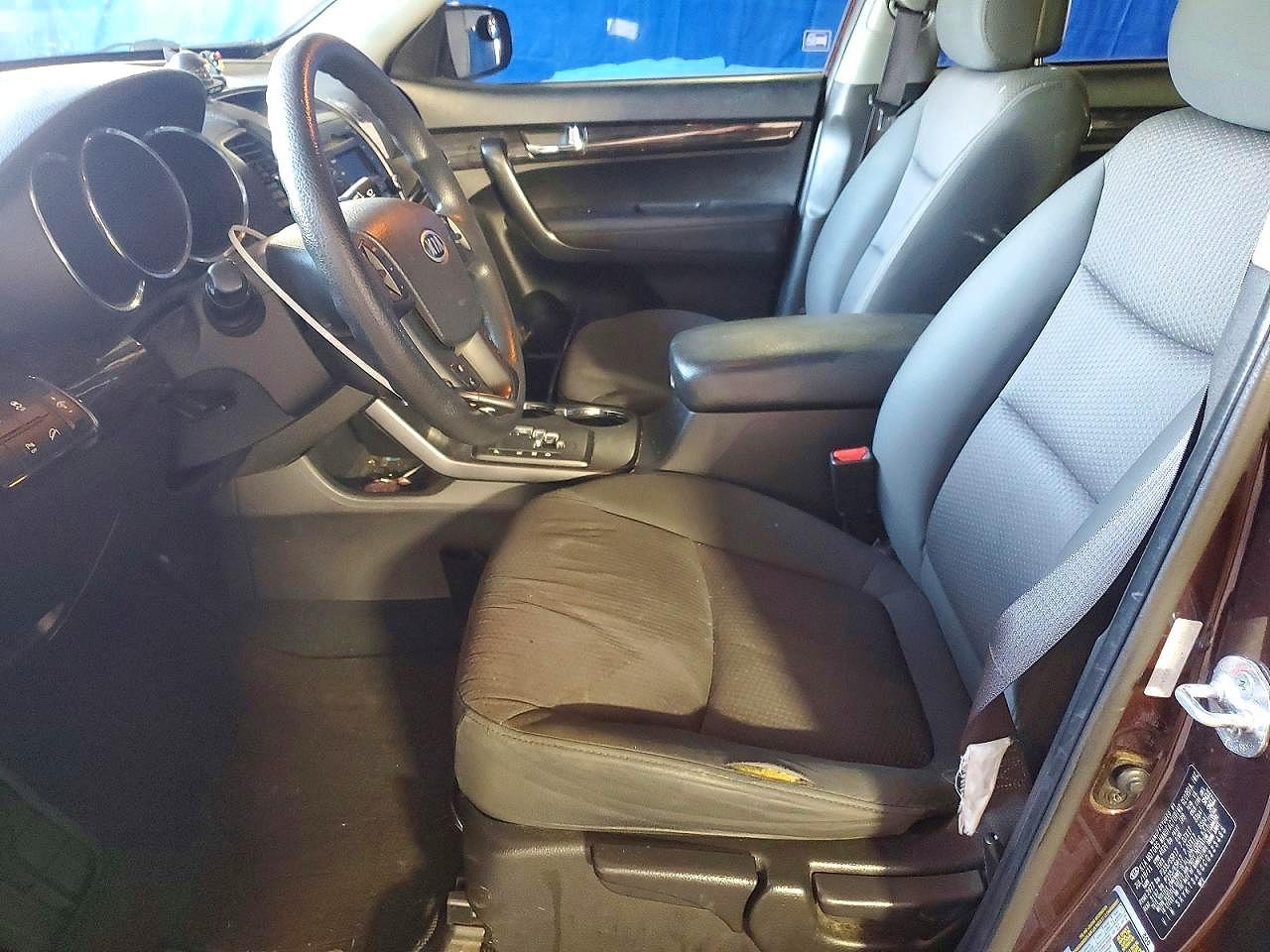 2012 Kia Sorento Lx Burgundy vin: 5XYKT3A68CG223485