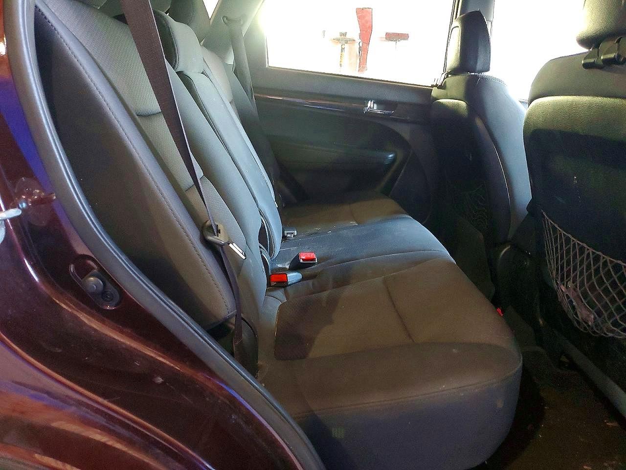 2012 Kia Sorento Lx Burgundy vin: 5XYKT3A68CG223485
