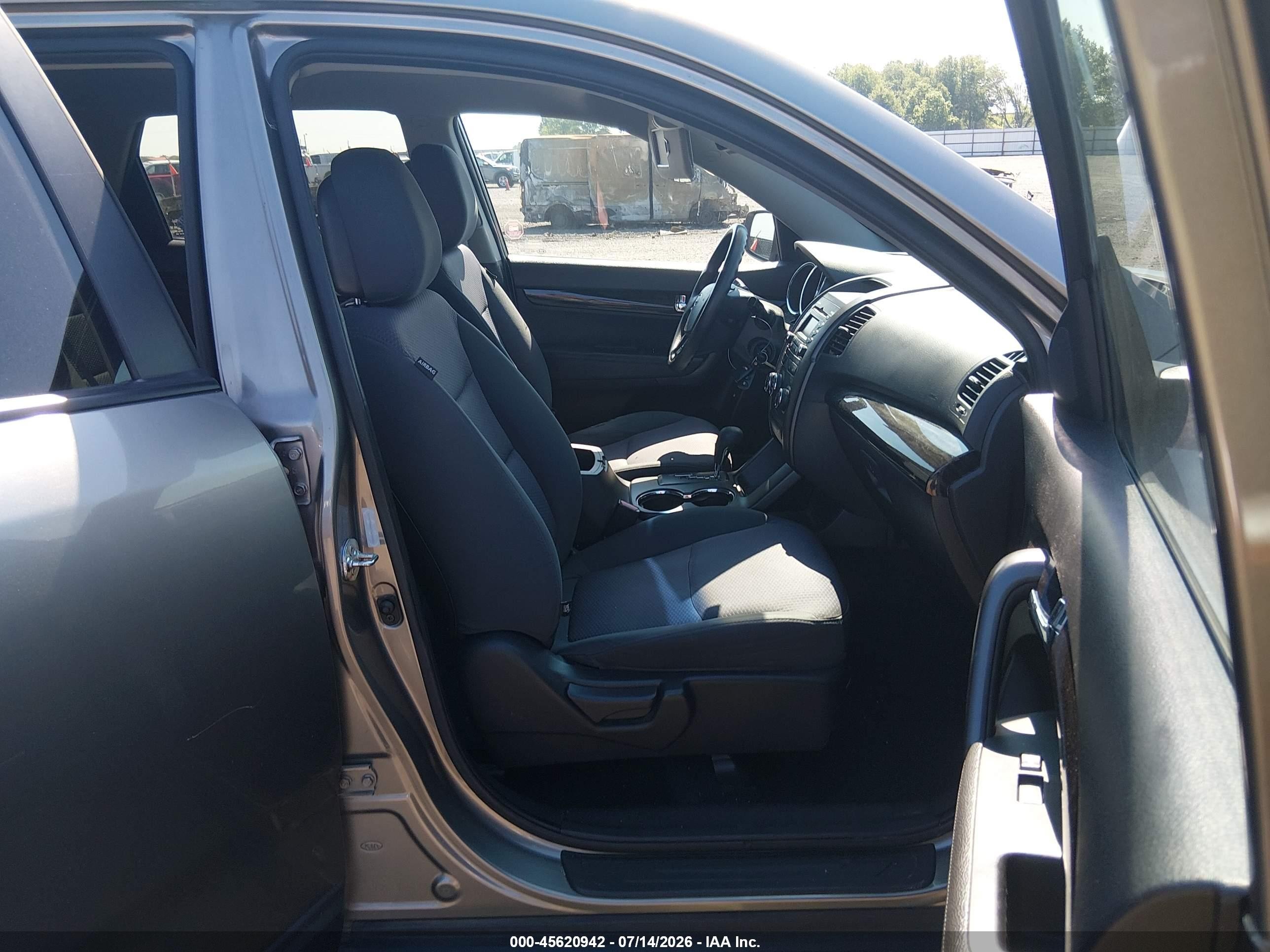 2012 Kia Sorento Lx Gray vin: 5XYKT3A68CG294900
