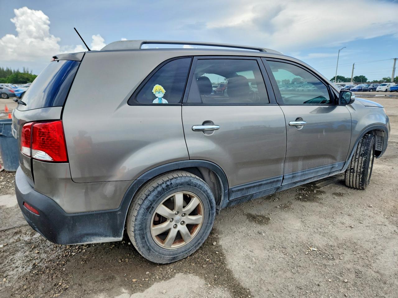 2013 Kia Sorento Lx Серебряный vin: 5XYKT3A68DG365126