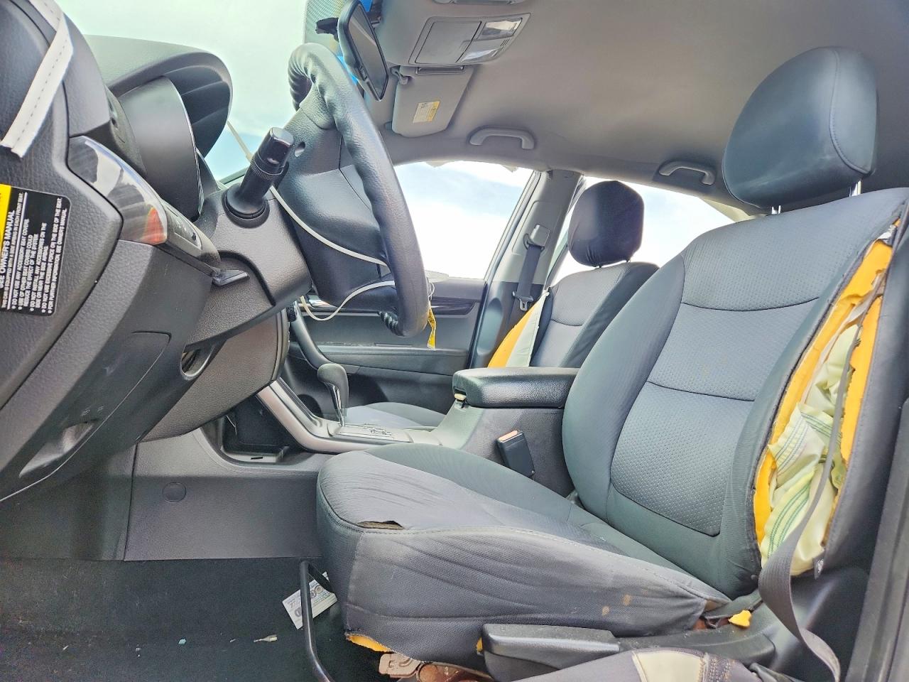 2013 Kia Sorento Lx Серебряный vin: 5XYKT3A68DG365126