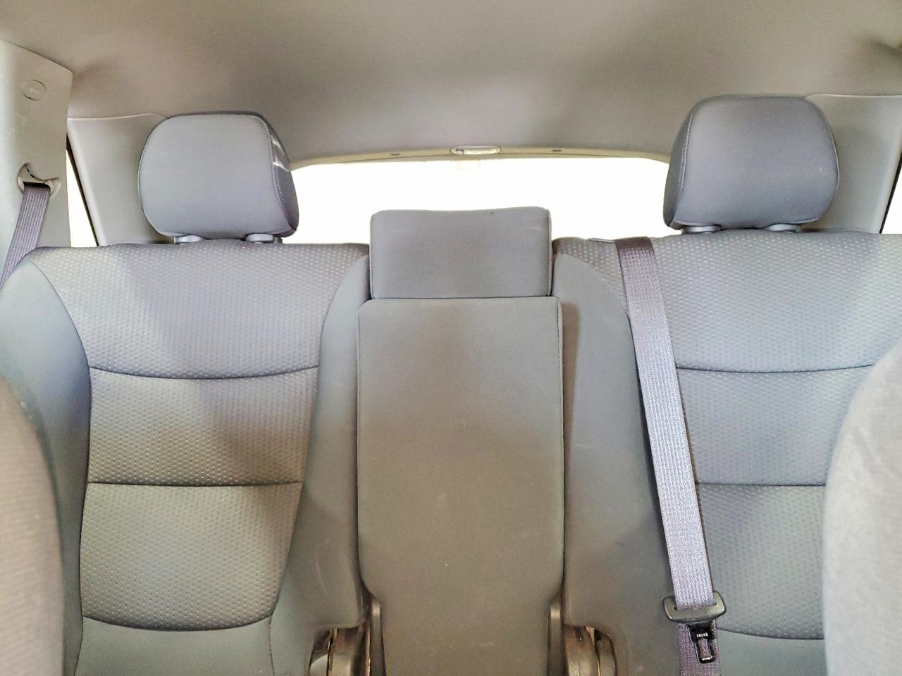 2013 Kia Sorento Lx Silver vin: 5XYKT3A68DG381343