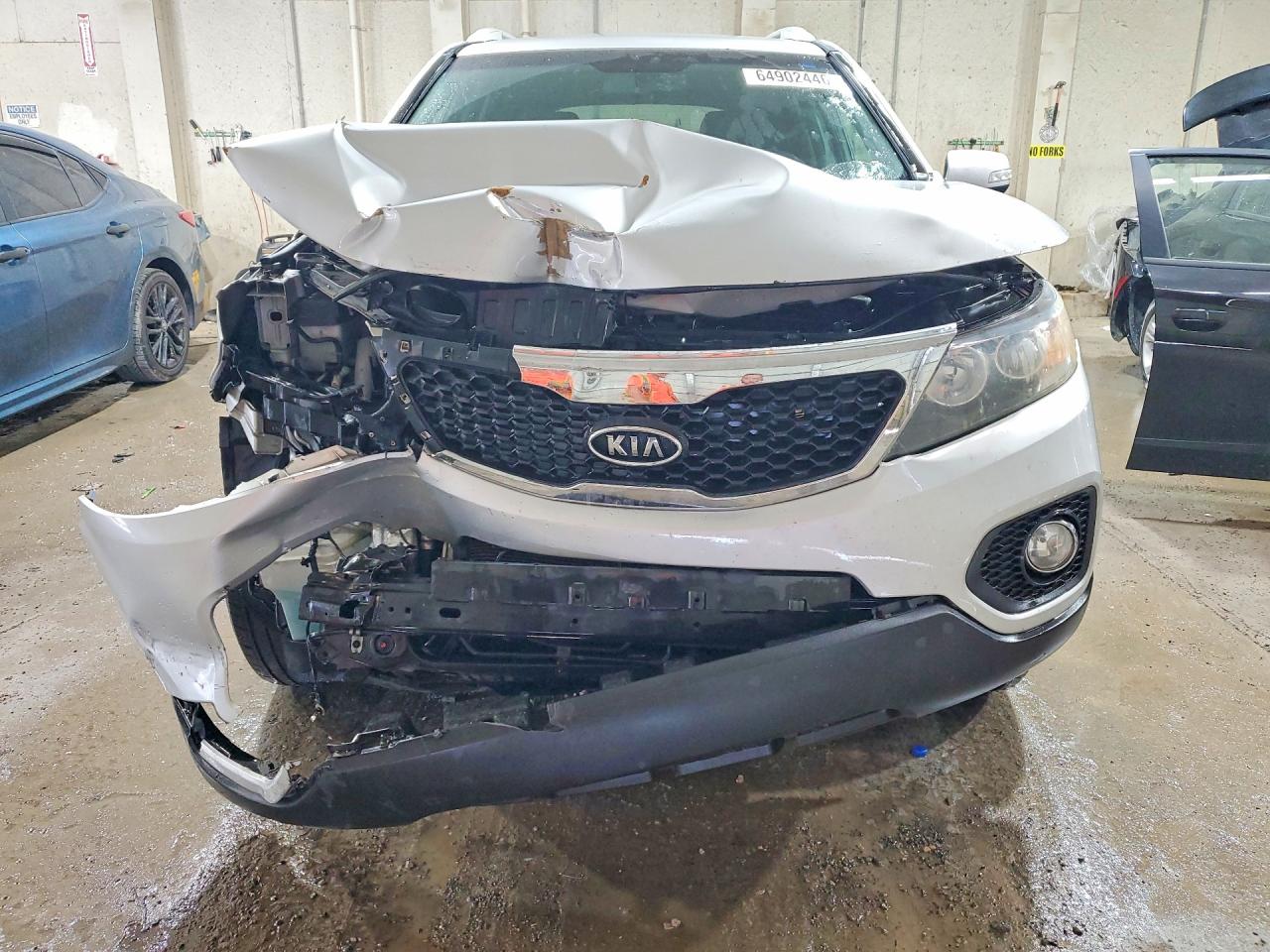 2013 Kia Sorento Lx Silver vin: 5XYKT3A68DG381343