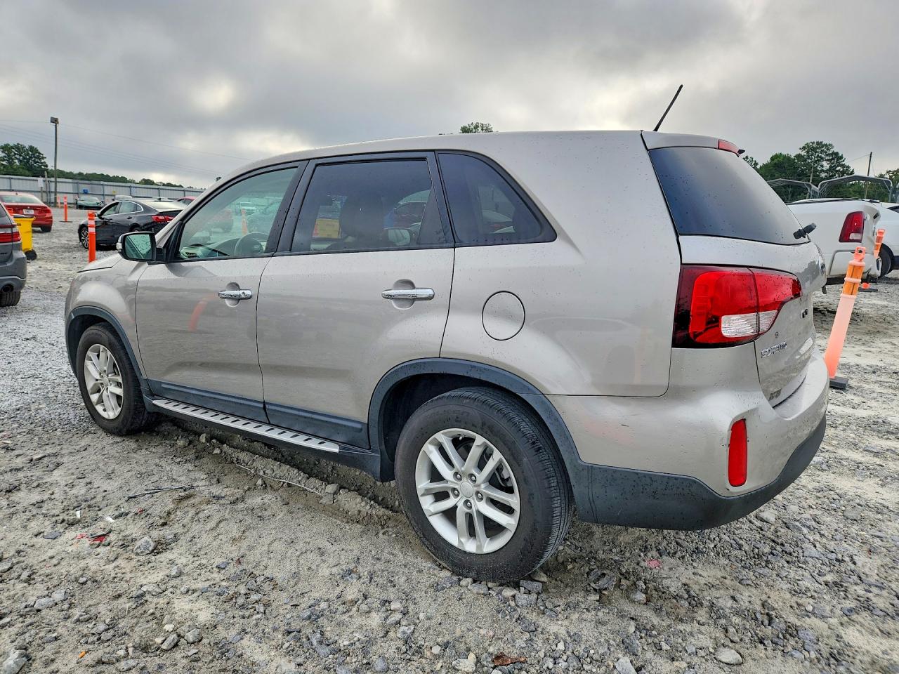 2014 Kia Sorento Lx Серебряный vin: 5XYKT3A68EG524471