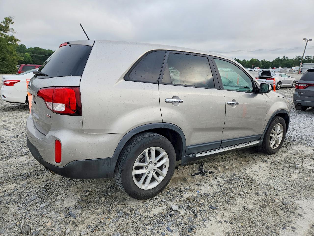 2014 Kia Sorento Lx Серебряный vin: 5XYKT3A68EG524471