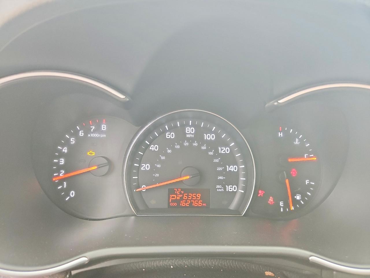 2014 Kia Sorento Lx Серебряный vin: 5XYKT3A68EG524471