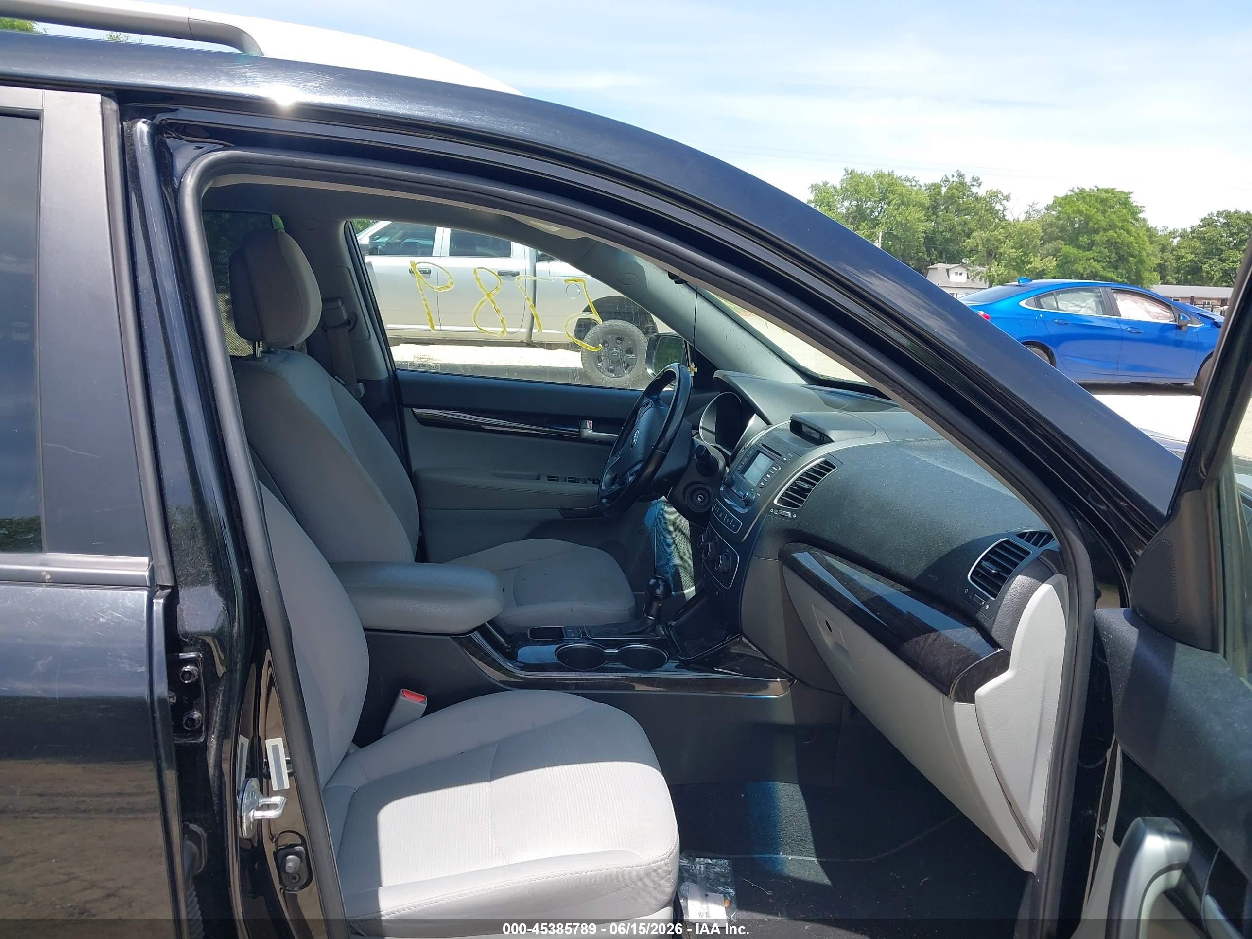 2015 Kia Sorento Lx Black vin: 5XYKT3A68FG570075